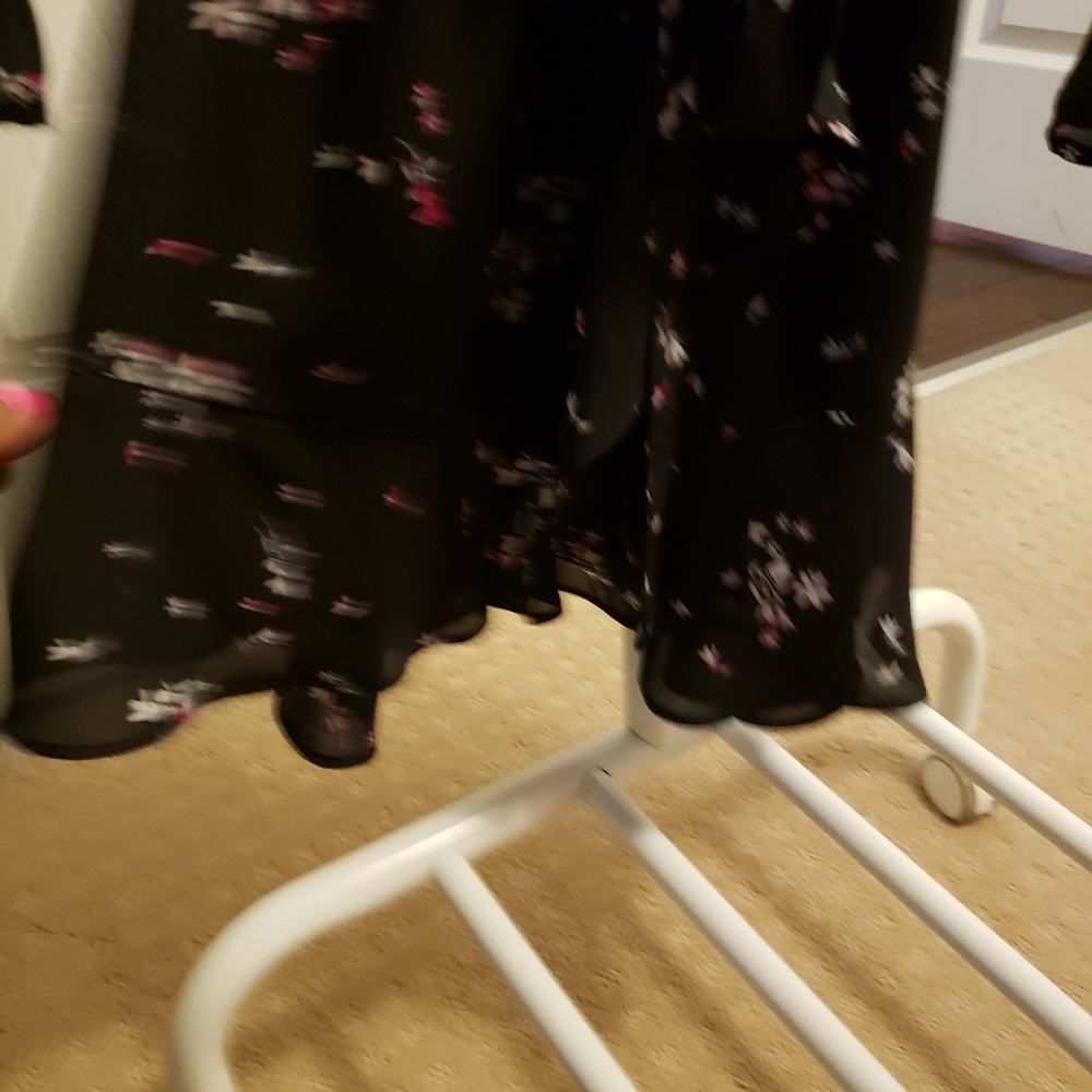 Dress - Picture 2 of 4